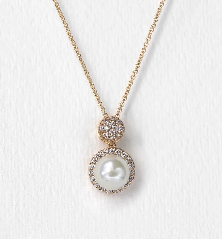 Brea Pearl Pendant Necklace