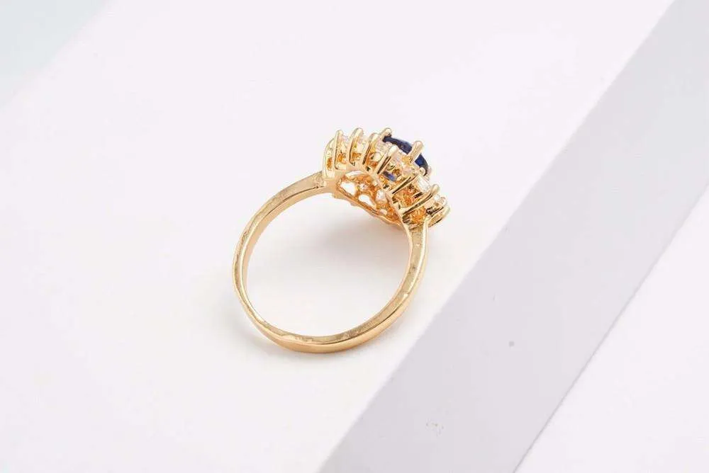 Crystal Garden CZ Flower 18K Gold Plated Cocktail Ring for Women Emerald Green or Sapphire Blue Color Choice