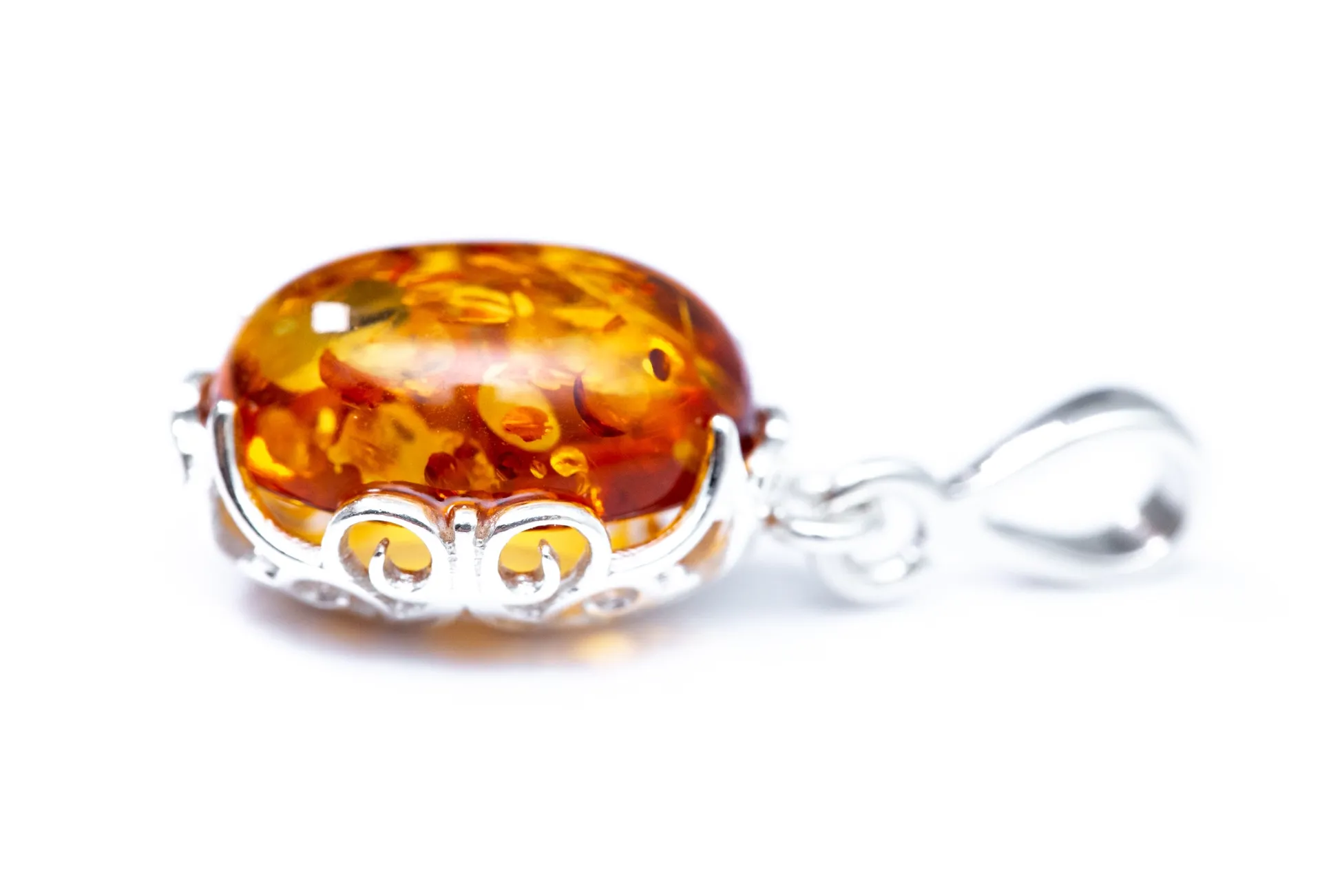 Demi Amber Drop Pendant - Elegant Baltic Amber Necklace