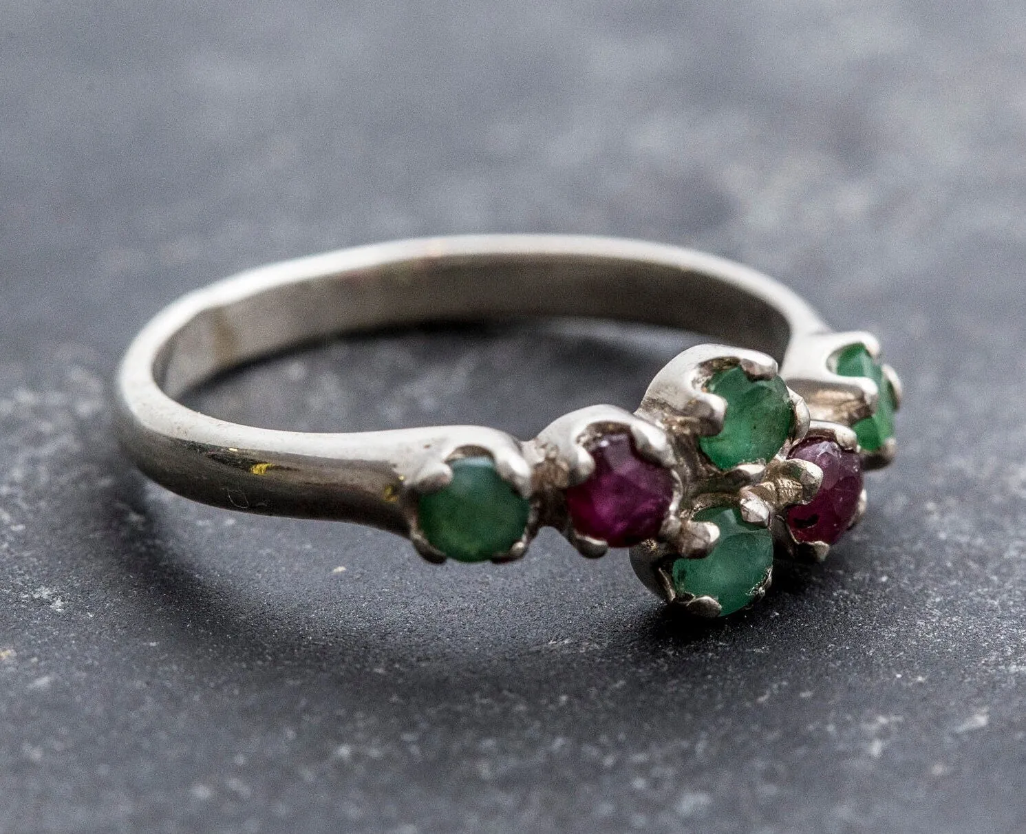 Emerald Bypass Ring - Asymmetric Silver Band - Ruby Vintage Ring