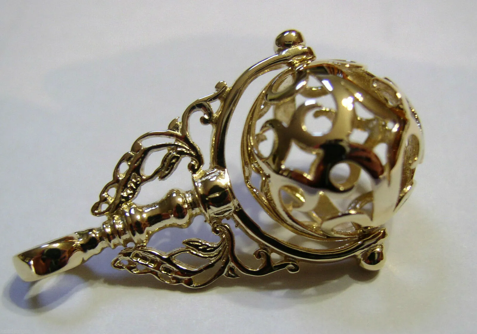 Genuine Extra Large 9ct 9kt Yellow, Rose Or White Gold Filigree Ball Filigree Spinner Pendant