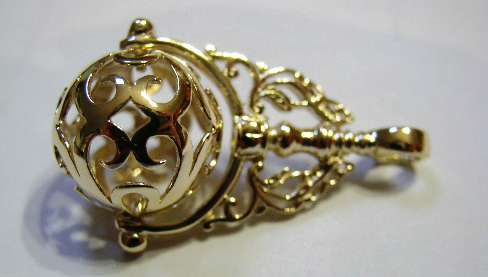 Genuine Extra Large 9ct 9kt Yellow, Rose Or White Gold Filigree Ball Filigree Spinner Pendant