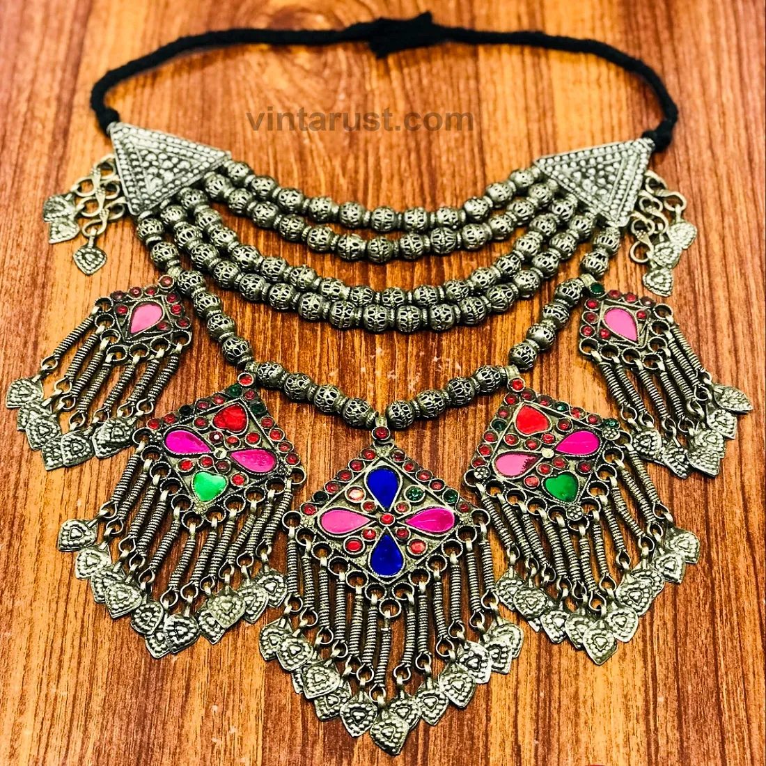 Glam Choker Necklace, Vintage Necklace with Bold Pendants and Beads