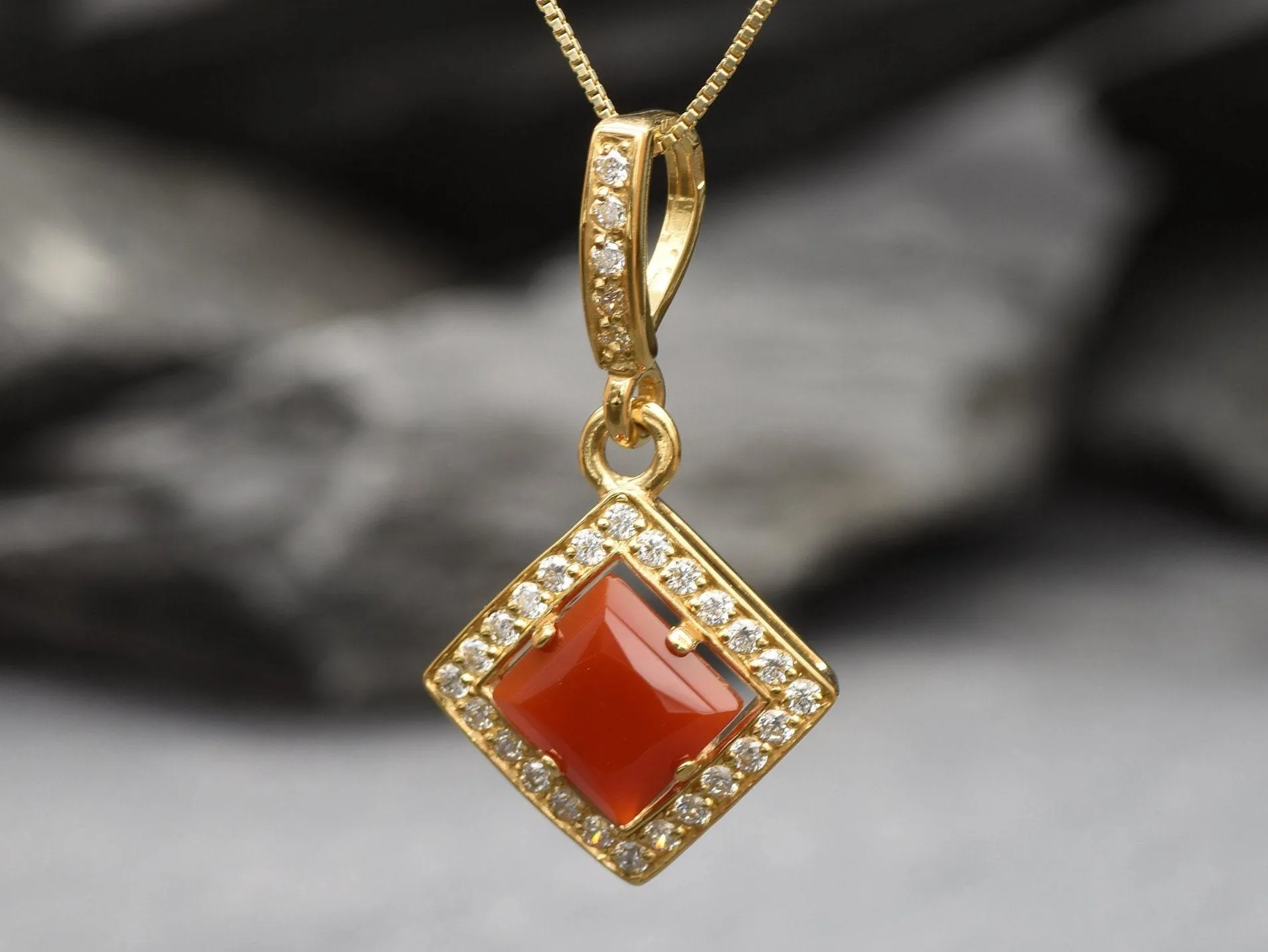 Gold Carnelian Pendant - Natural Carnelian Necklace - Red Vintage Necklace