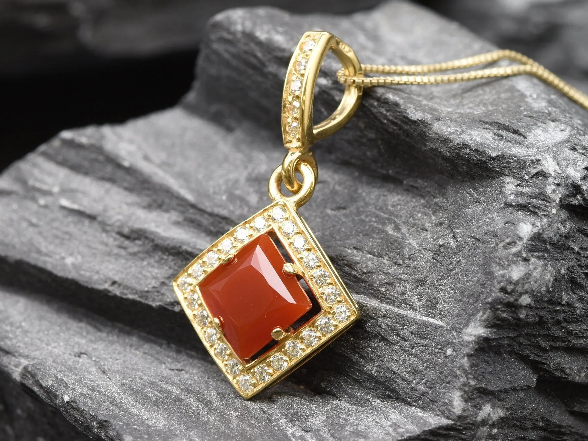 Gold Carnelian Pendant - Natural Carnelian Necklace - Red Vintage Necklace