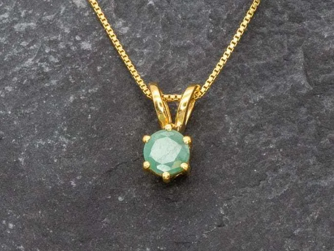 Gold Emerald Pendant - Natural Emerald Necklace, Gold Solitaire Pendant