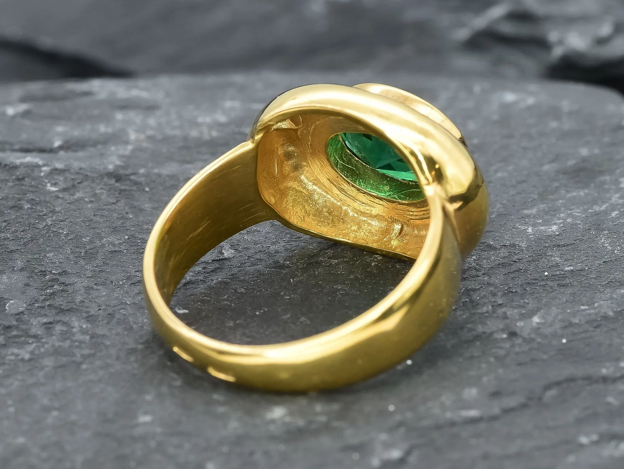 Gold Emerald Ring - Green Bezel Ring - Chunky Vintage Ring