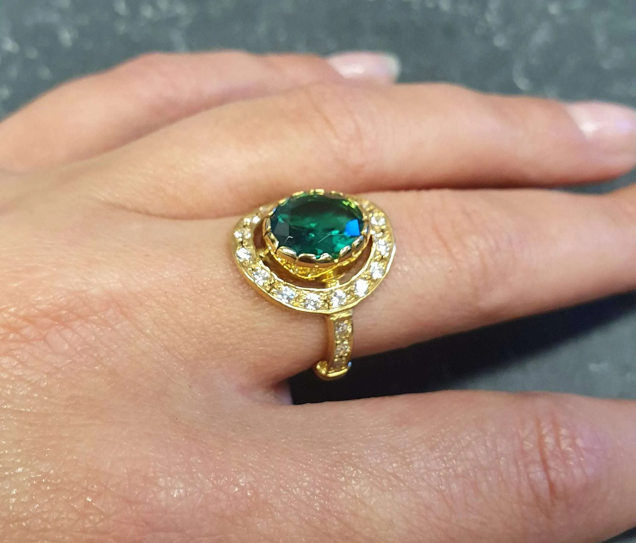 Gold Emerald Ring - Green Cocktail Ring - Vintage Oval Ring