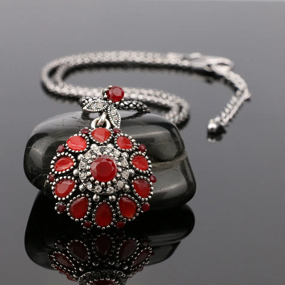 Gorgeous Bohemia Vintage Jewelry Fashion Resin Silver -Plated Women For Pendant Long Necklace Crystal Gifts