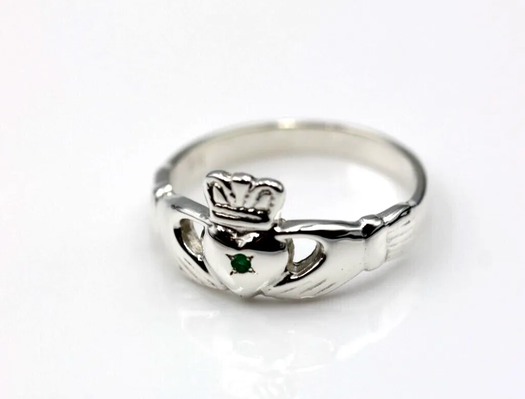 Kaedesigns New Sterling Silver 925 Green Emerald Claddagh Ring - Choose your size