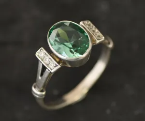 Mint Emerald Ring - Mint Green Promise Ring - Vintage Oval Ring