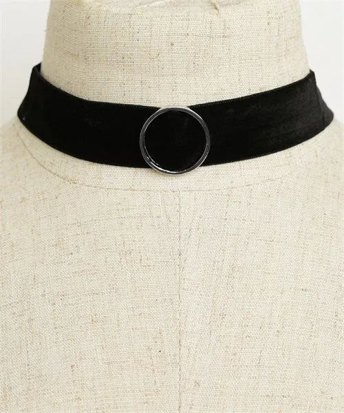 Retro Circle Detail Choker Necklace