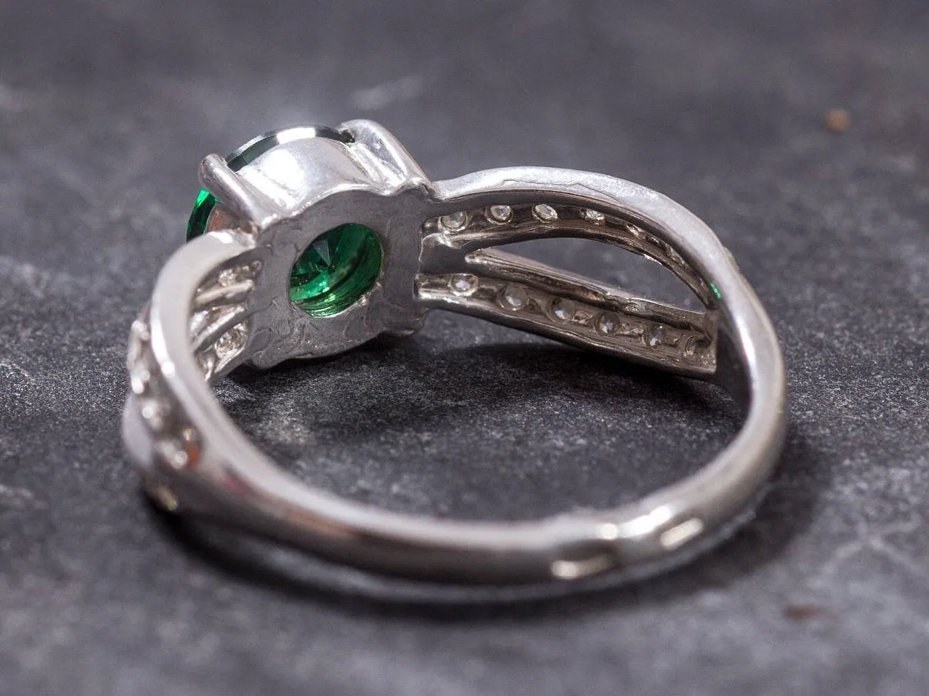 Round Emerald Ring - Green Vintage Ring - Split Pave Band