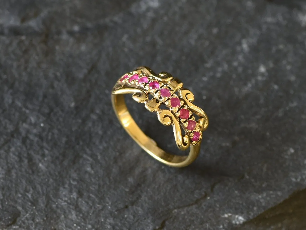 Ruby Vintage Ring - Gold Tiara Band, Natural Ruby Ring, July Birthstone Ring