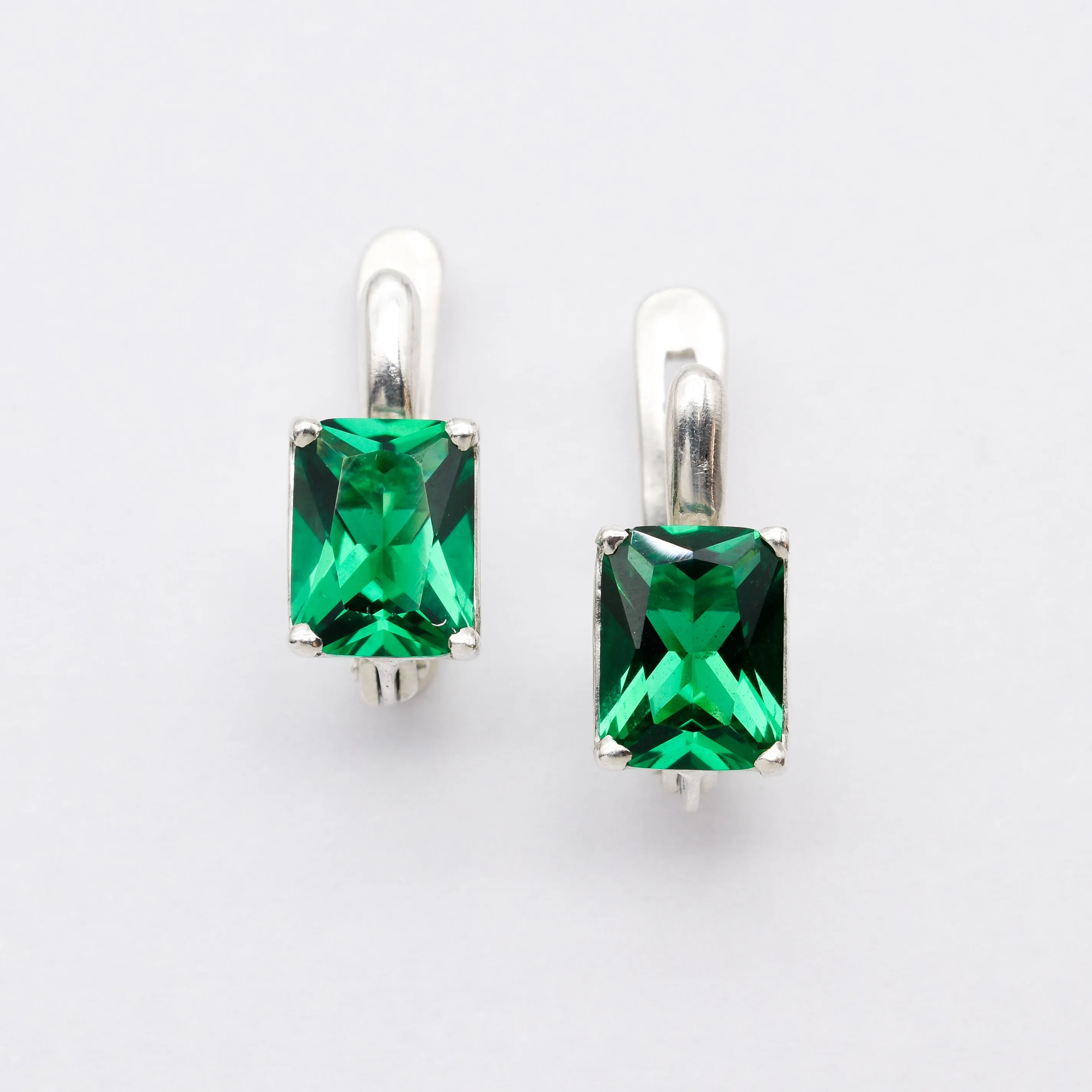 Square Emerald Earrings - Classic Green Studs - Emerald Cut Earrings