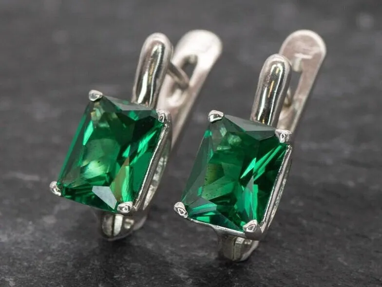 Square Emerald Earrings - Classic Green Studs - Emerald Cut Earrings