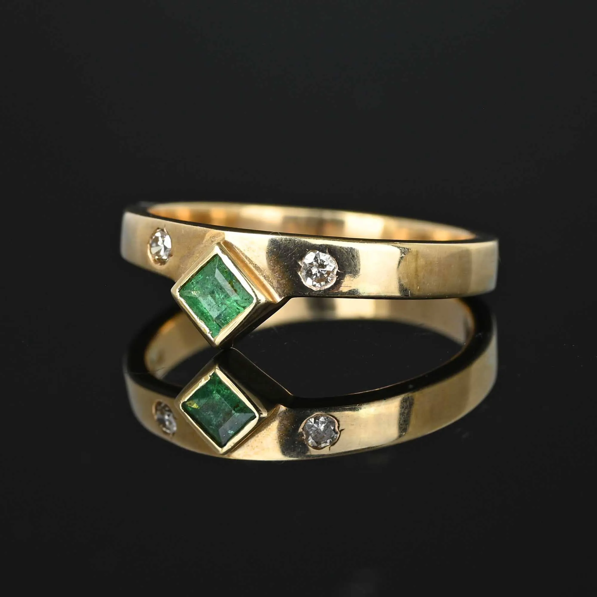 Vintage Diamond Step Cut Emerald Ring Band in Gold