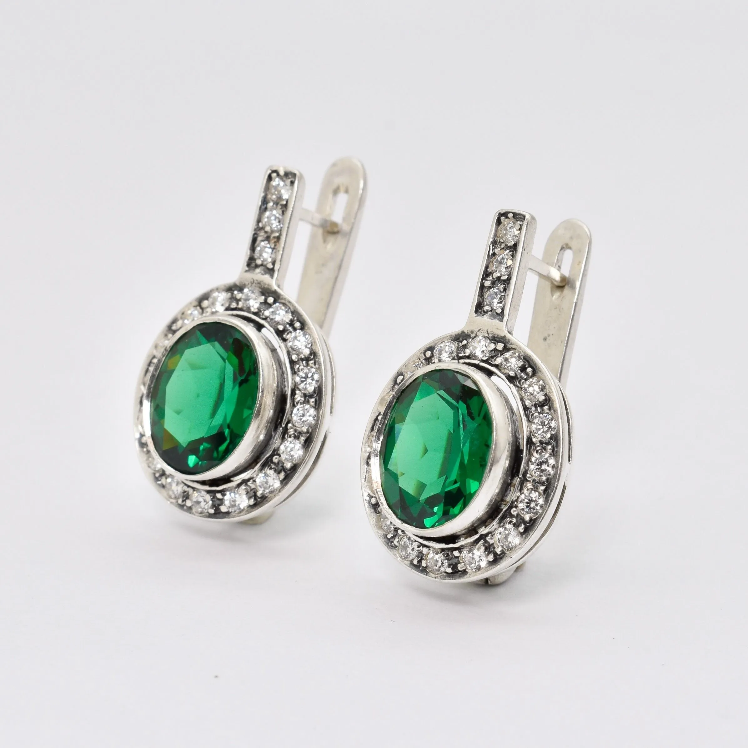 Vintage Emerald Earrings - Green Drop Earrings - Antique Oval Earrings