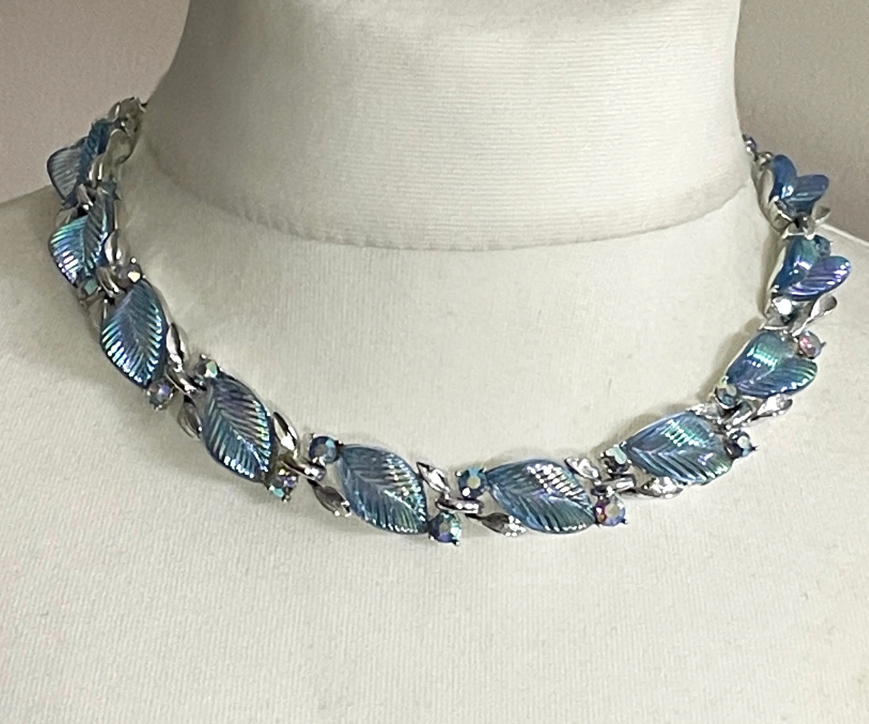 Vintage signed Lisner blue aurora borealis glass leaf, rhinestone and shiny silver tone collar choker necklace